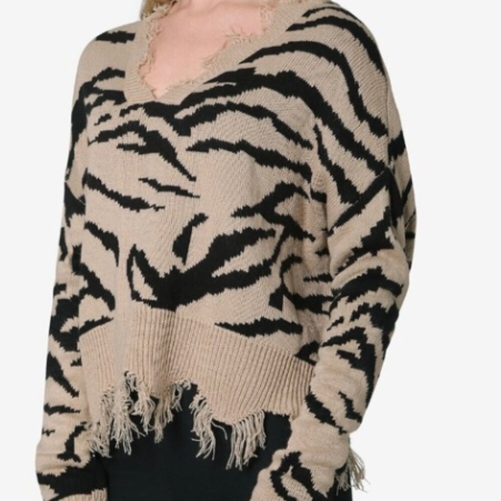 Polly & Esther Frayed Zebra Print Sweater Size XL Crop